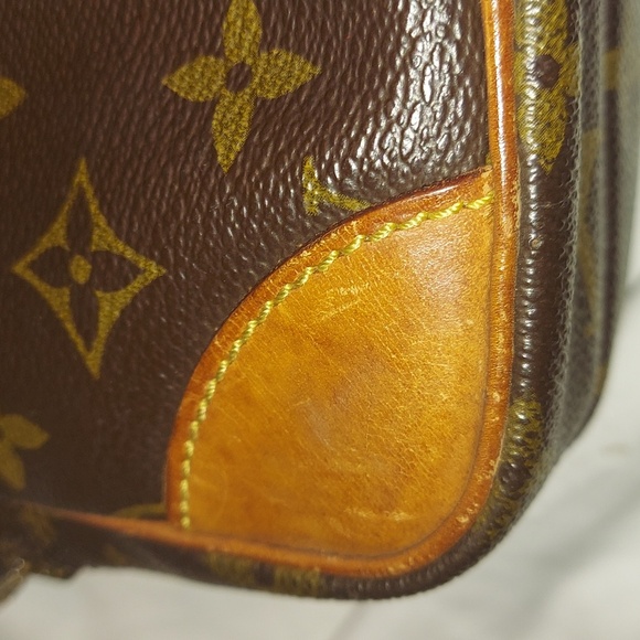 LOUIS VUITTON Aunthentic Vintage Monogram Amazon Shoulder Crossbody Bag - Picture 9 of 16